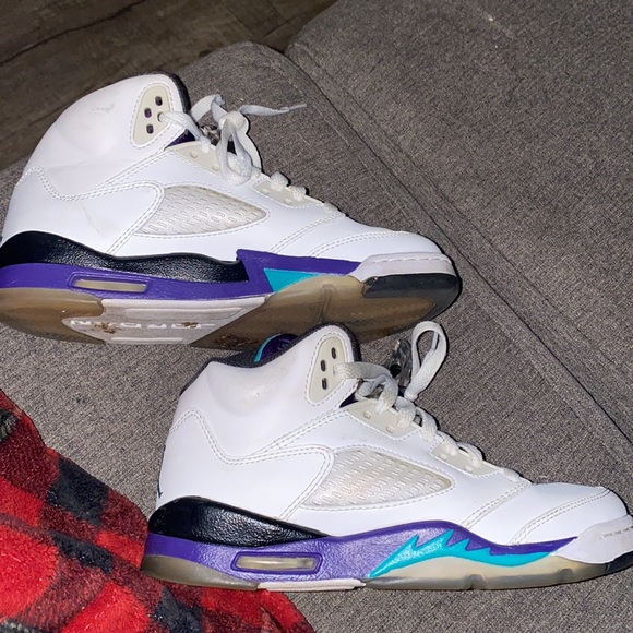 Retro Jordan 5 grapes - Picture 5 of 5